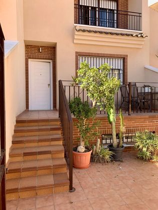 Foto 2 de Casa adossada en venda a San Javier de 4 habitacions amb terrassa i garatge