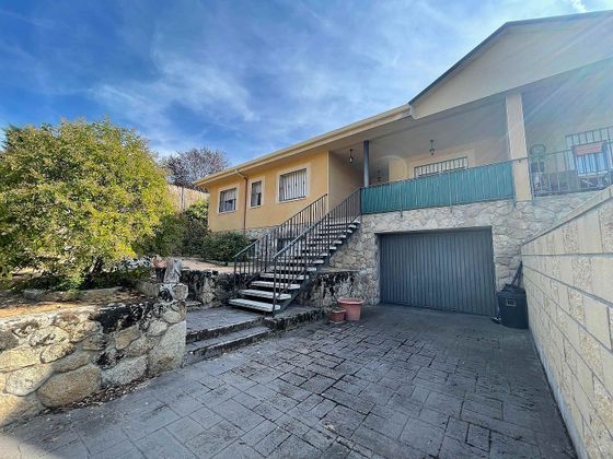 Foto 2 de Casa en venda a Robledo de Chavela de 4 habitacions amb terrassa i garatge