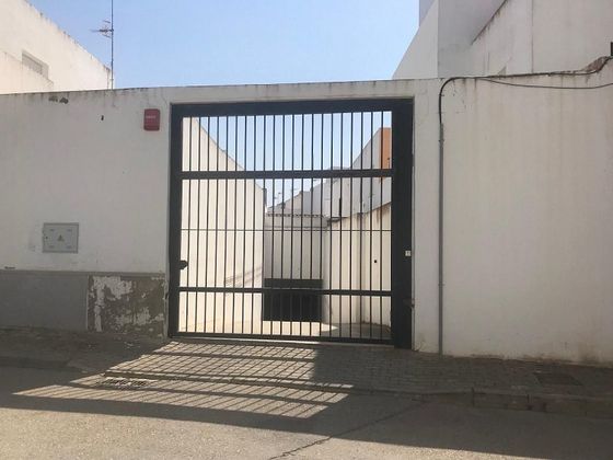 Foto 2 de Garaje en venta en Puebla de Cazalla (La) de 16 m²