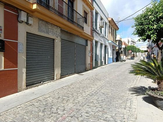 Foto 1 de Local en venda a calle Juan Ramón Jiménez de 136 m²