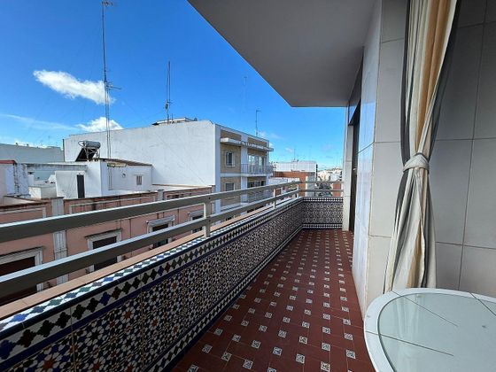 Foto 1 de Pis en lloguer a Centro - Alcalá de Guadaira de 3 habitacions amb terrassa i mobles