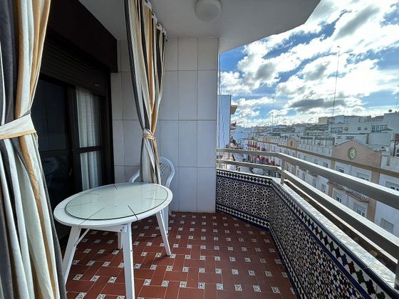 Foto 2 de Pis en lloguer a Centro - Alcalá de Guadaira de 3 habitacions amb terrassa i mobles