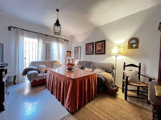 Foto 1 de Casa adossada en venda a Olivares de 4 habitacions amb garatge i jardí