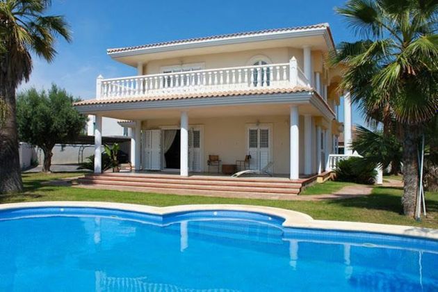Foto 2 de Xalet en lloguer a Montealegre de 4 habitacions amb terrassa i piscina