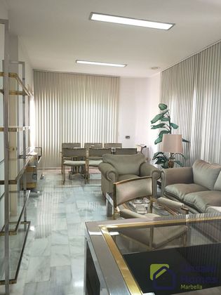 Foto 2 de Alquiler de oficina en avenida Ricardo Soriano de 140 m²