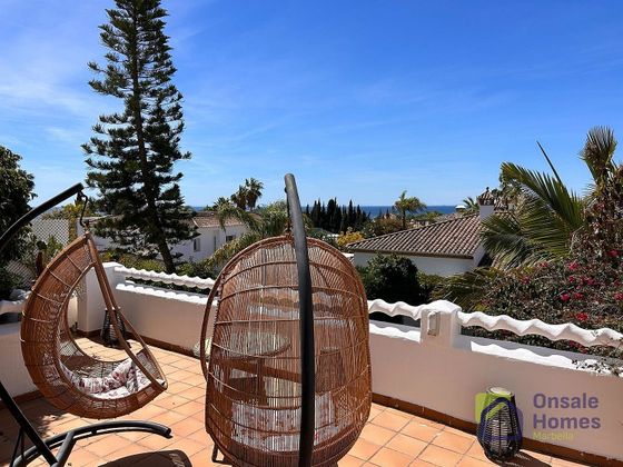 Foto 2 de Casa adossada en venda a calle De Levante de 3 habitacions amb terrassa i piscina