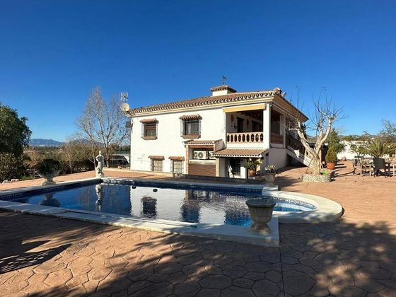 Foto 2 de Casa rural en venta en Pinos de Alhaurín - Periferia de 6 habitaciones con terraza y piscina