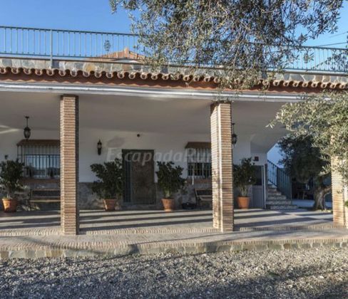 Foto 1 de Casa rural en venda a Coín de 7 habitacions amb terrassa i piscina