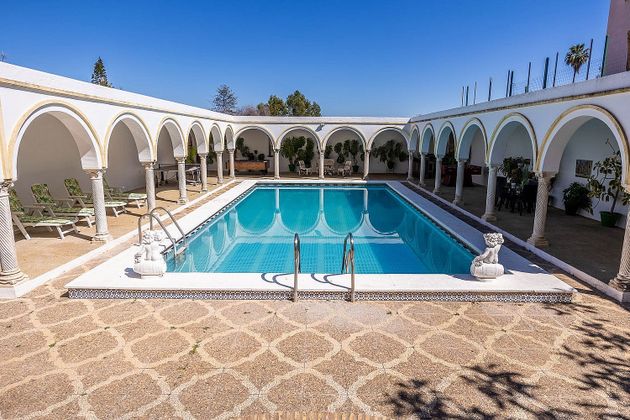 Foto 1 de Xalet en venda a Villanueva del Ariscal de 3 habitacions amb piscina i garatge