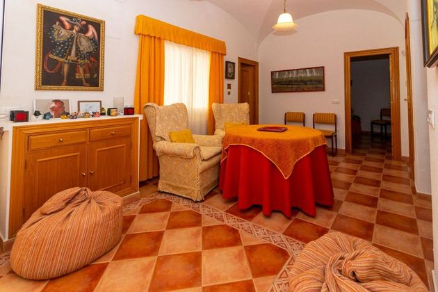 Foto 2 de Casa en venta en Montijo de 6 habitaciones con terraza y aire acondicionado