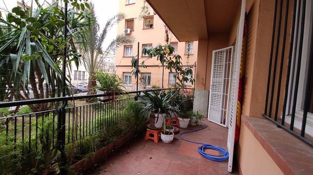 Foto 2 de Pis en venda a Santa Marina - La Paz de 4 habitacions amb terrassa i calefacció