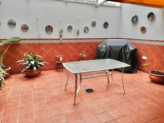 Foto 1 de Pis en venda a Maria Auxiliadora - Barriada LLera de 4 habitacions amb terrassa i garatge
