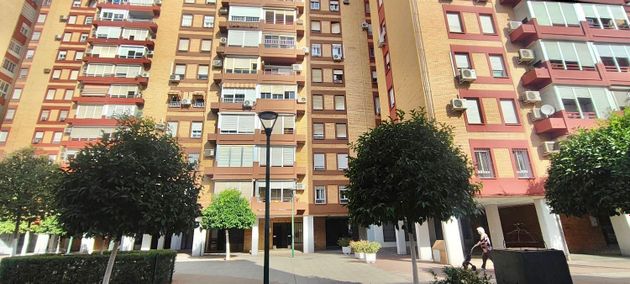 Foto 1 de Venta de piso en Tres Huertas - El Torrejón - El Cerezo de 4 habitaciones con terraza y aire acondicionado