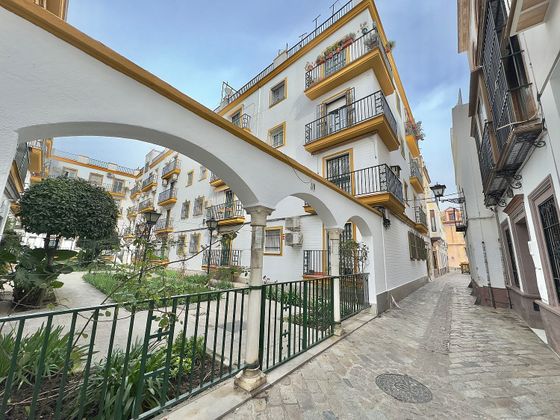 Foto 1 de Piso en venta en San Bartolomé - Judería de 3 habitaciones con terraza y aire acondicionado