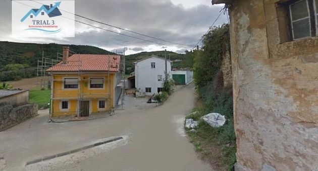 Foto 1 de Casa rural en venda a Santillana del Mar de 4 habitacions amb jardí i ascensor