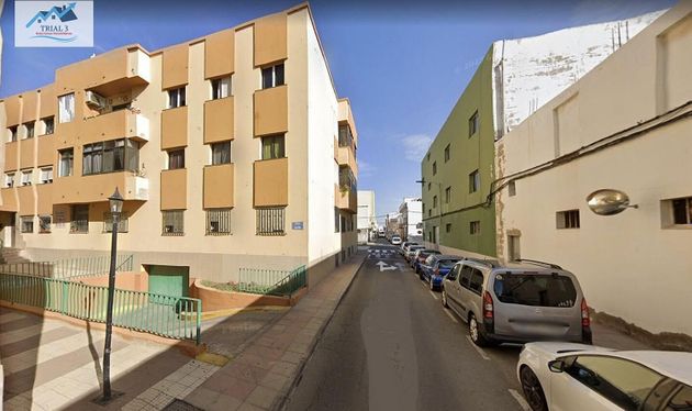 Foto 1 de Venta de piso en Vecindario norte-Cruce Sardina de 3 habitaciones con ascensor