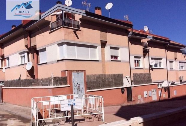 Foto 2 de Casa en venta en San Benito - Soledad - Hispanidad de 3 habitaciones con terraza y garaje
