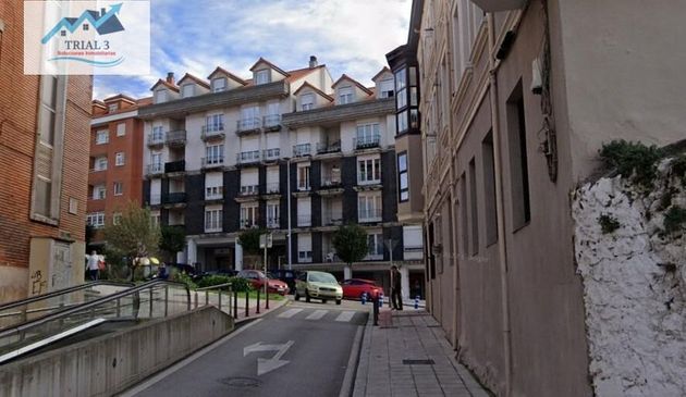 Foto 2 de Pis en venda a Centro - Ayuntamiento de 2 habitacions i 61 m²