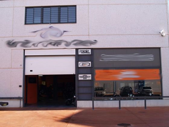 Foto 2 de Venta de local en Los Naranjos - Las Brisas de 395 m²