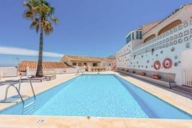 Foto 2 de Casa en venta en El Faro de Calaburra - Chaparral de 2 habitaciones con terraza y piscina