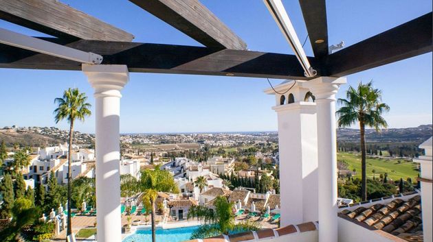 Foto 1 de Ático en venta en Mijas Golf de 2 habitaciones con terraza y piscina