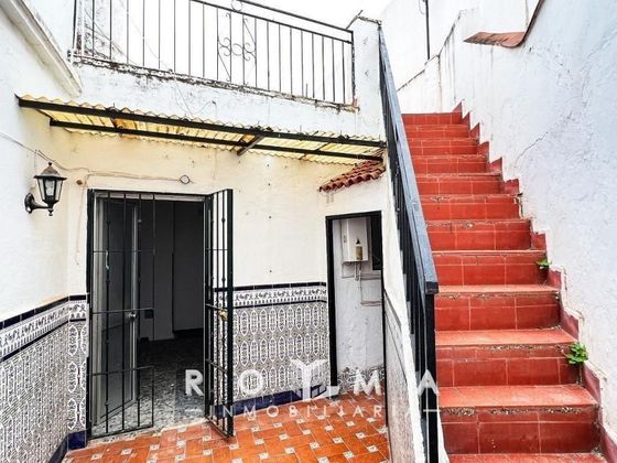 Foto 2 de Casa en venda a Centro - Alcalá de Guadaira de 3 habitacions amb terrassa