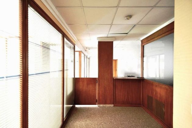 Foto 2 de Oficina en venda a La Vega Baixa amb terrassa i ascensor