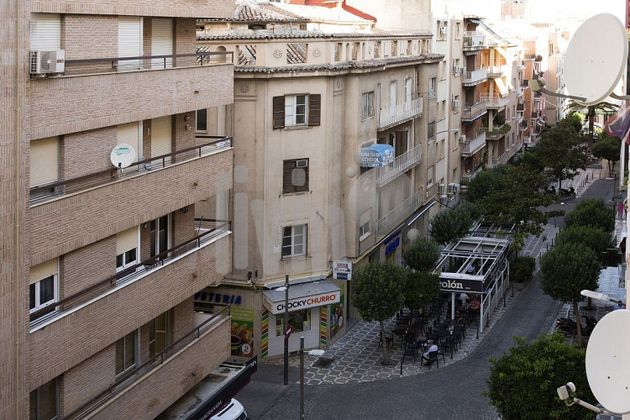 Foto 2 de Pis en venda a Avda de Madrid - Pº de la Estación de 5 habitacions amb terrassa i garatge