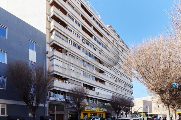 Foto 1 de Venta de piso en Avda de Madrid - Pº de la Estación de 4 habitaciones con terraza y balcón