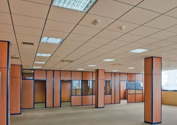 Foto 1 de Alquiler de oficina en Zona Montecañada - Parque Tecnológico con aire acondicionado y ascensor