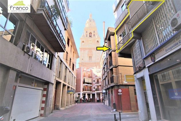 Foto 1 de Pis en venda a Centro - Murcia de 4 habitacions amb balcó i ascensor