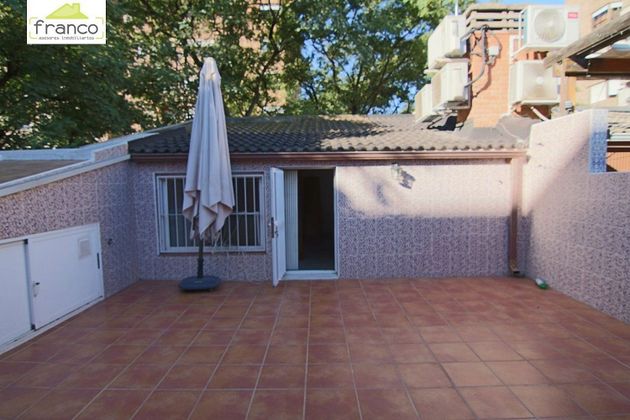 Foto 1 de Casa en venda a Santa María de Gracia de 4 habitacions amb terrassa i balcó