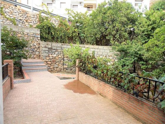 Foto 2 de Venta de chalet en Otívar de 8 habitaciones con terraza y jardín