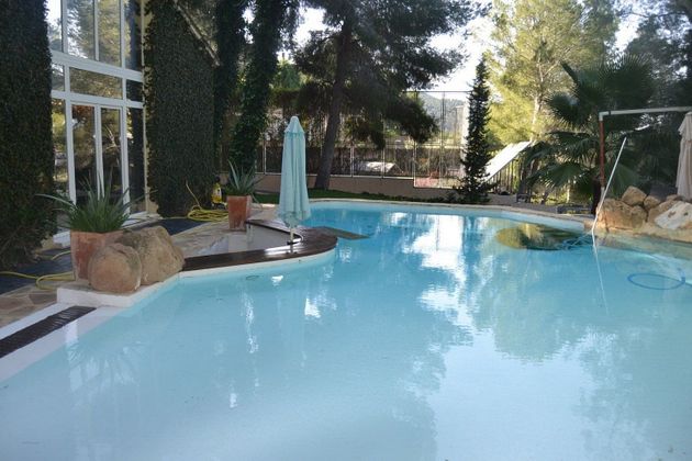 Foto 1 de Venta de chalet en Centro - Murcia de 4 habitaciones con terraza y piscina