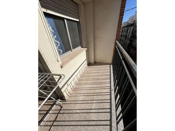 Foto 2 de Pis en venda a Centro - Castellón de la Plana de 4 habitacions amb balcó i ascensor