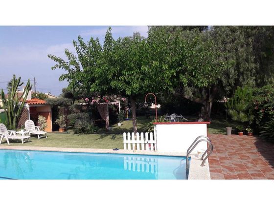Foto 1 de Casa en venda a Centro - Castellón de la Plana de 4 habitacions amb piscina i garatge