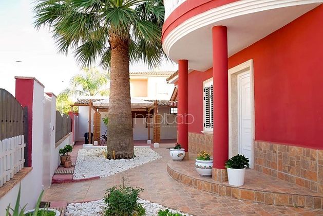 Foto 1 de Casa en venda a La Conarda de 4 habitacions amb terrassa i piscina