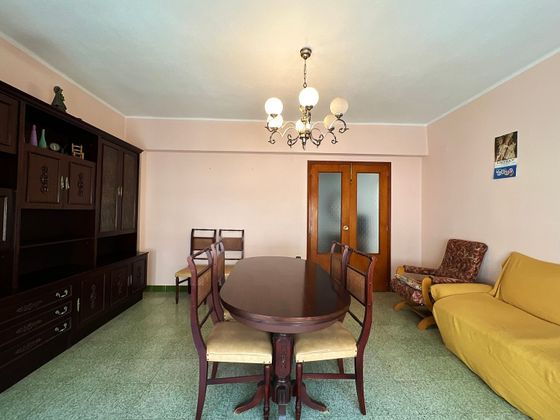 Foto 2 de Casa adossada en venda a El Pilar de 4 habitacions amb terrassa i garatge