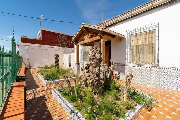 Foto 1 de Xalet en venda a calle Contramaestre de 3 habitacions amb piscina i jardí