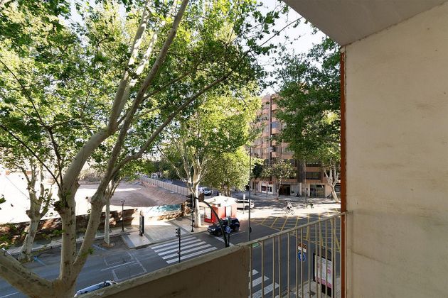 Foto 2 de Piso en venta en avenida Reina Victoria Eugenia de 3 habitaciones con balcón y ascensor