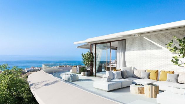 Foto 2 de Àtic en venda a El Higuerón de 3 habitacions amb terrassa i piscina