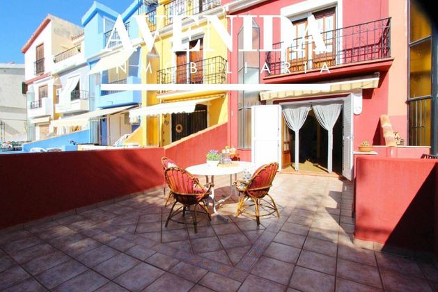 Foto 2 de Casa adossada en venda a avenida De València de 3 habitacions amb terrassa i garatge