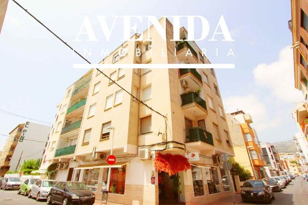 Foto 2 de Pis en venda a calle De Velázquez de 3 habitacions amb balcó i aire acondicionat