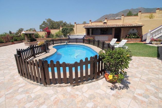 Foto 2 de Xalet en venda a Zona el Higuerón de 3 habitacions amb terrassa i piscina