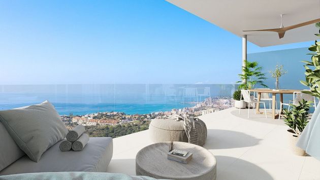 Foto 1 de Àtic en venda a Zona el Higuerón de 3 habitacions amb terrassa i piscina