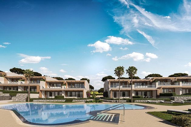 Foto 2 de Casa en venda a El Faro de Calaburra - Chaparral de 4 habitacions amb terrassa i piscina