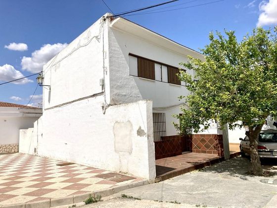Foto 1 de Casa adossada en venda a Sierra de Yeguas de 3 habitacions amb terrassa