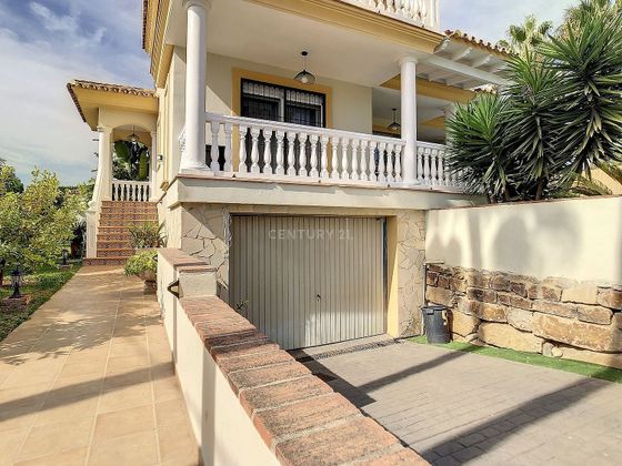 Foto 2 de Xalet en venda a urbanización La Sierrezuela de 5 habitacions amb terrassa i piscina