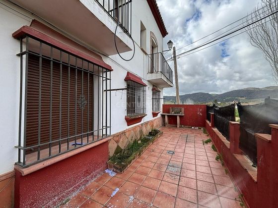Foto 2 de Casa en venda a calle Casas Nuevas de 2 habitacions amb balcó