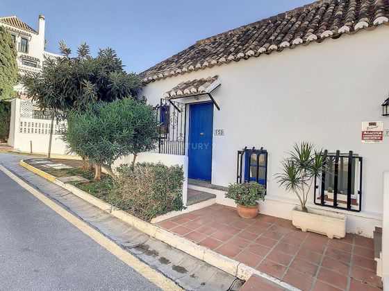 Foto 1 de Casa en venda a calle Ciprés de Mijas Golf de 2 habitacions amb terrassa i piscina